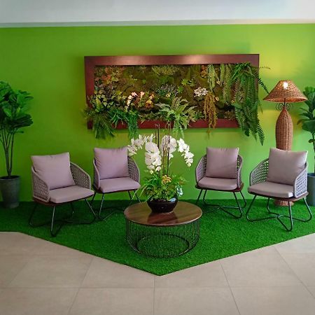 H Boutique Hotel Xplorer Loke Yew Κουάλα Λουμπούρ Εξωτερικό φωτογραφία